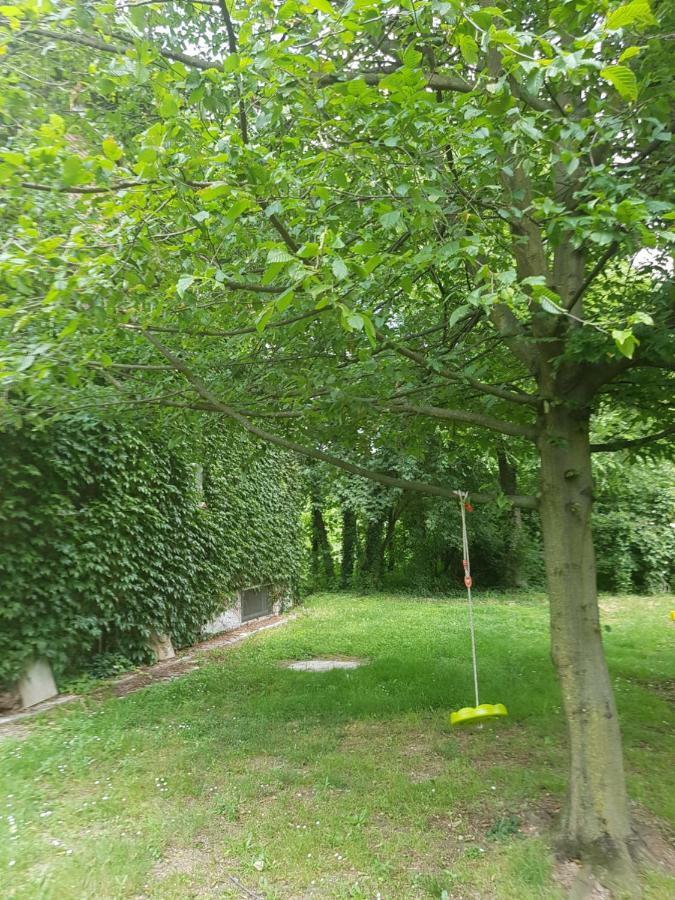 Le Case Nel Bosco Vanzago Exteriér fotografie